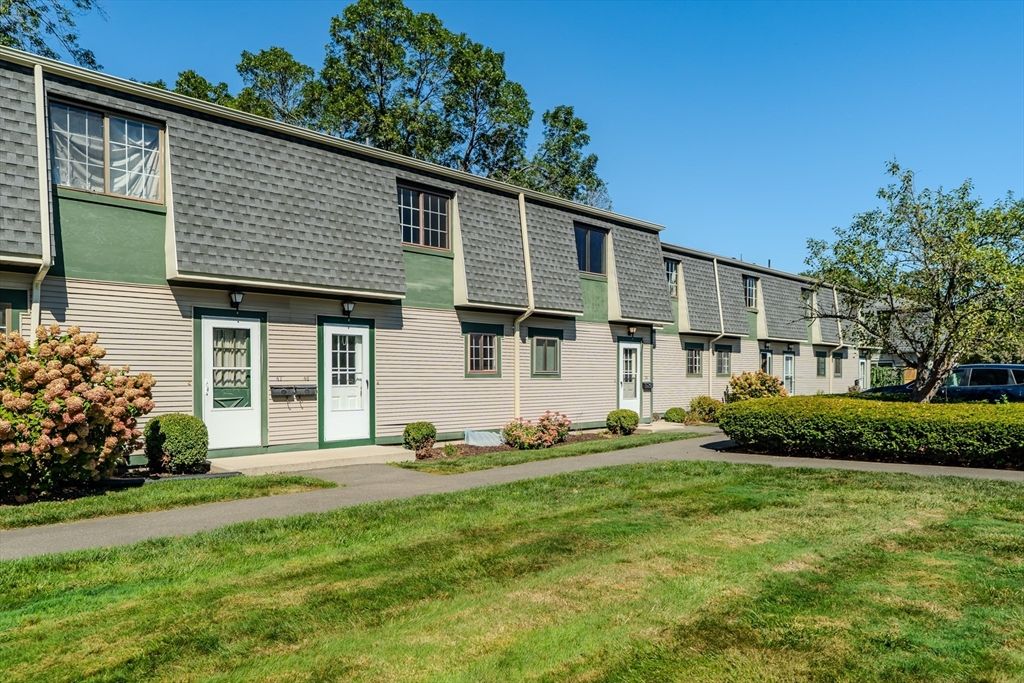 Backyard, Exterior, Facade, Georgian