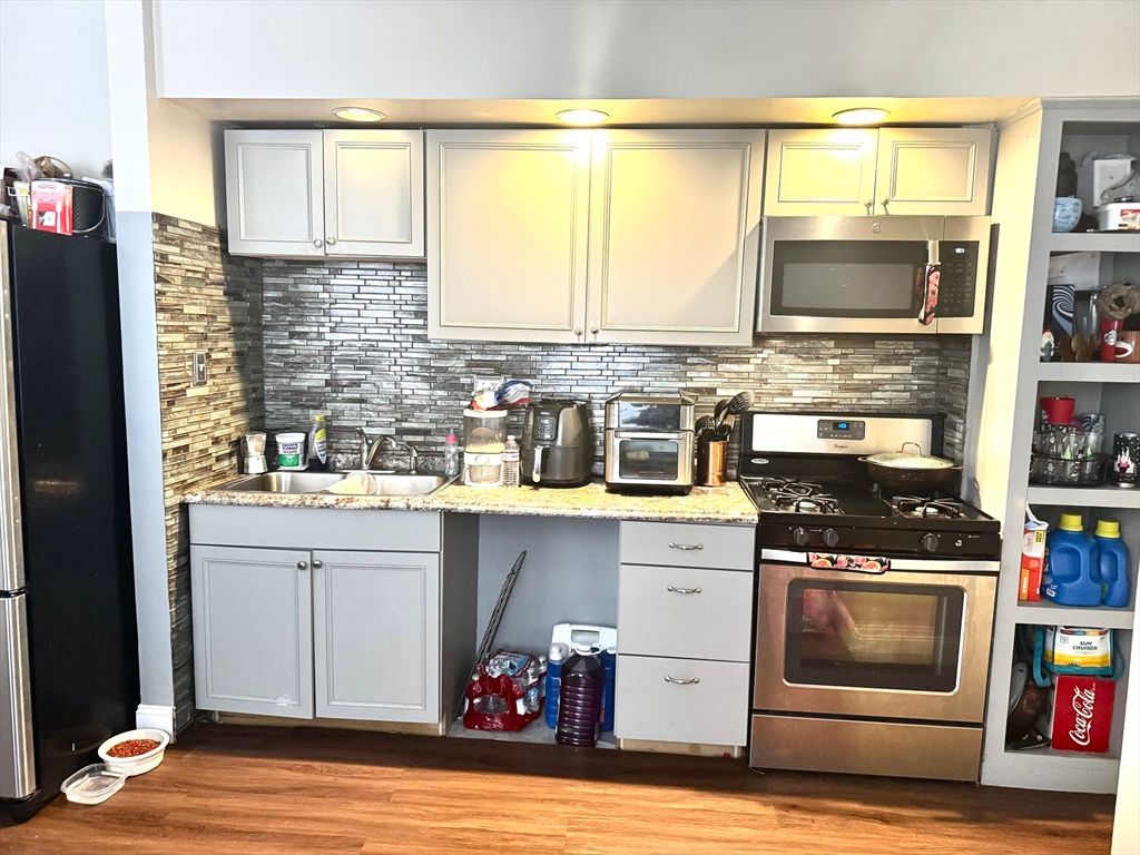 Interior, Kitchen, Wood Texture Flooring
