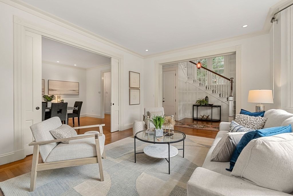 Dining room, Interior, Living room, Recessed Lighting, Wood Texture Flooring