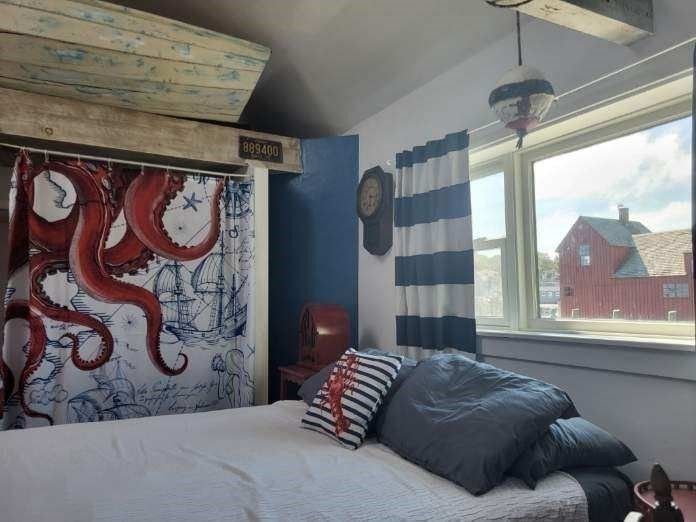 Bedroom, Interior, Pendant Lights