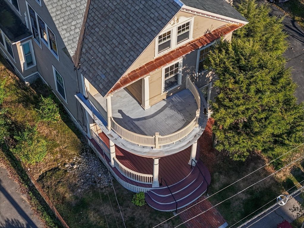 Exterior, Drone
