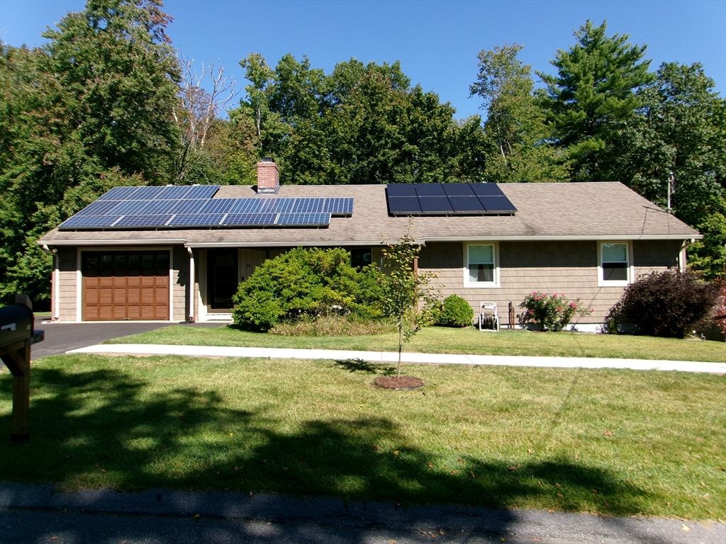 Attached, Exterior, Facade, Solar Panels, Ranch