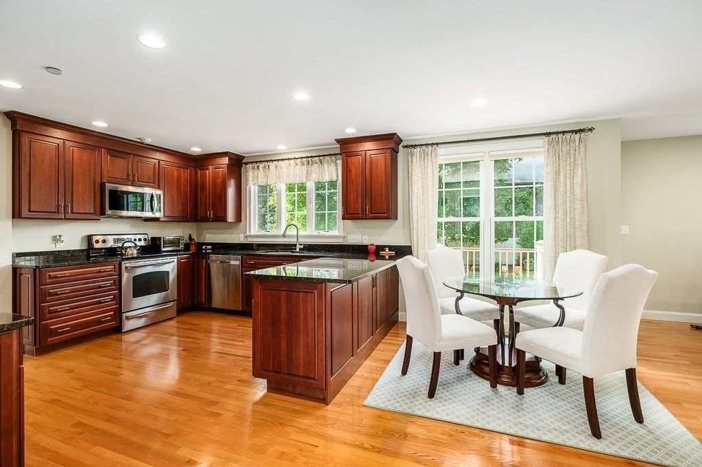 Dining room, Interior, Kitchen, Recessed Lighting, Stainless Steel Appliances, Wood Texture Flooring
