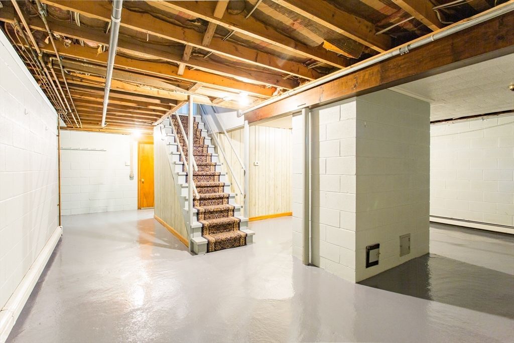 Interior, Wooden Beams