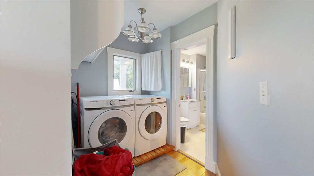 Chandelier, Interior, Washer, Wood Texture Flooring