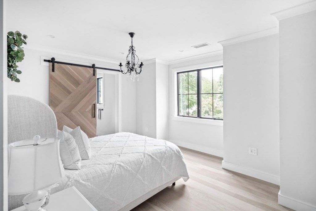 Bedroom, Interior, Pendant Lights, Wood Texture Flooring