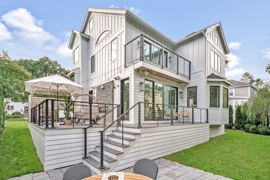 Backyard, Exterior, Facade, Farmhouse