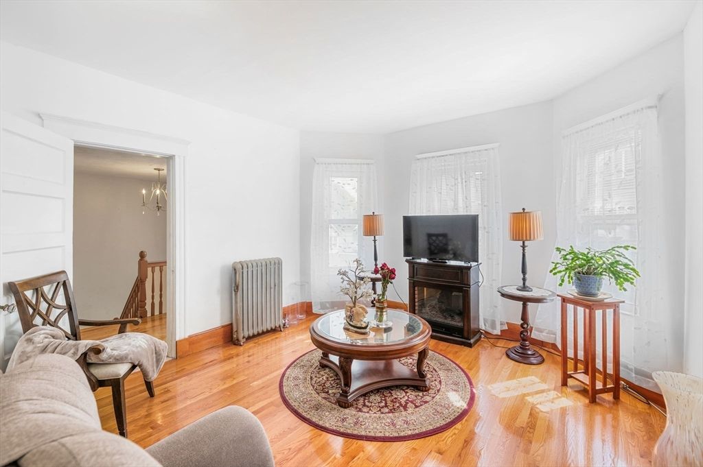 Chandelier, Interior, Living room, Wood Texture Flooring