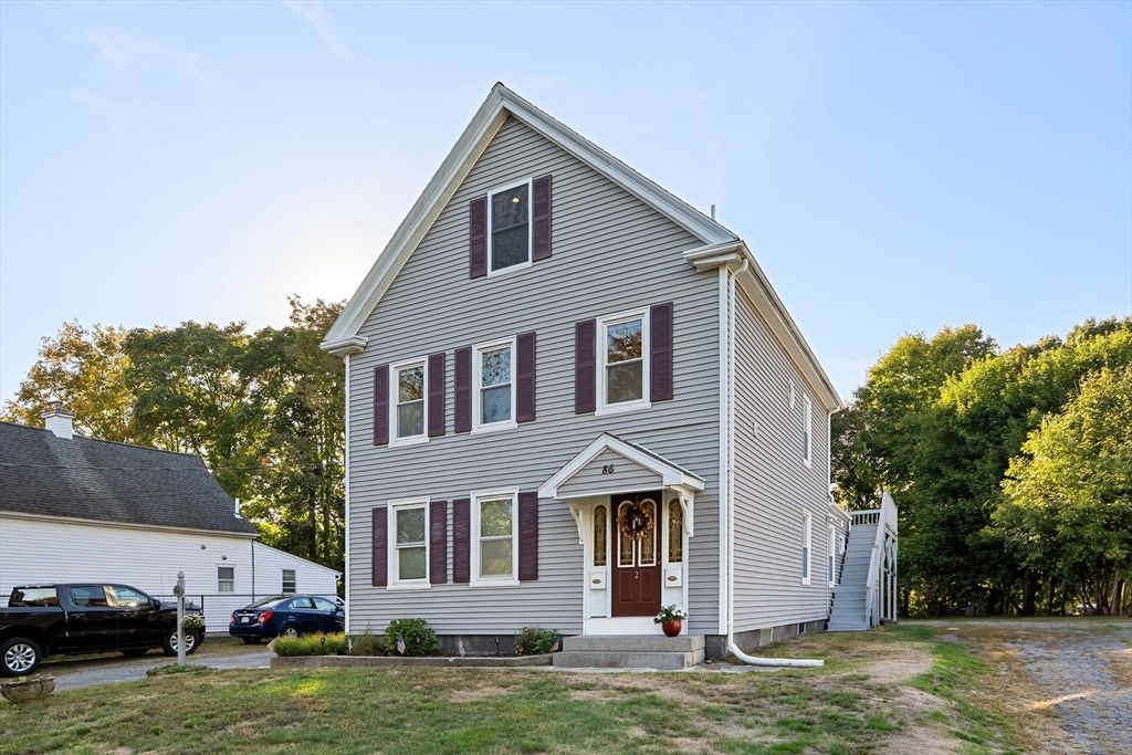 Exterior, Facade, Queen Anne Victorian