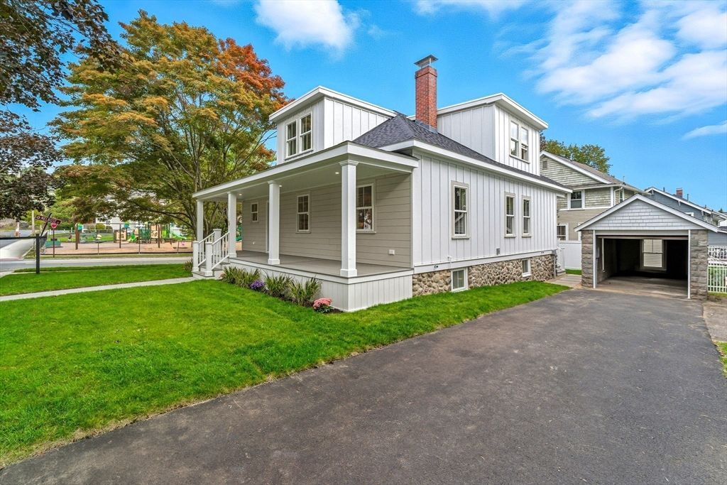 Backyard, Detached Garage, Exterior