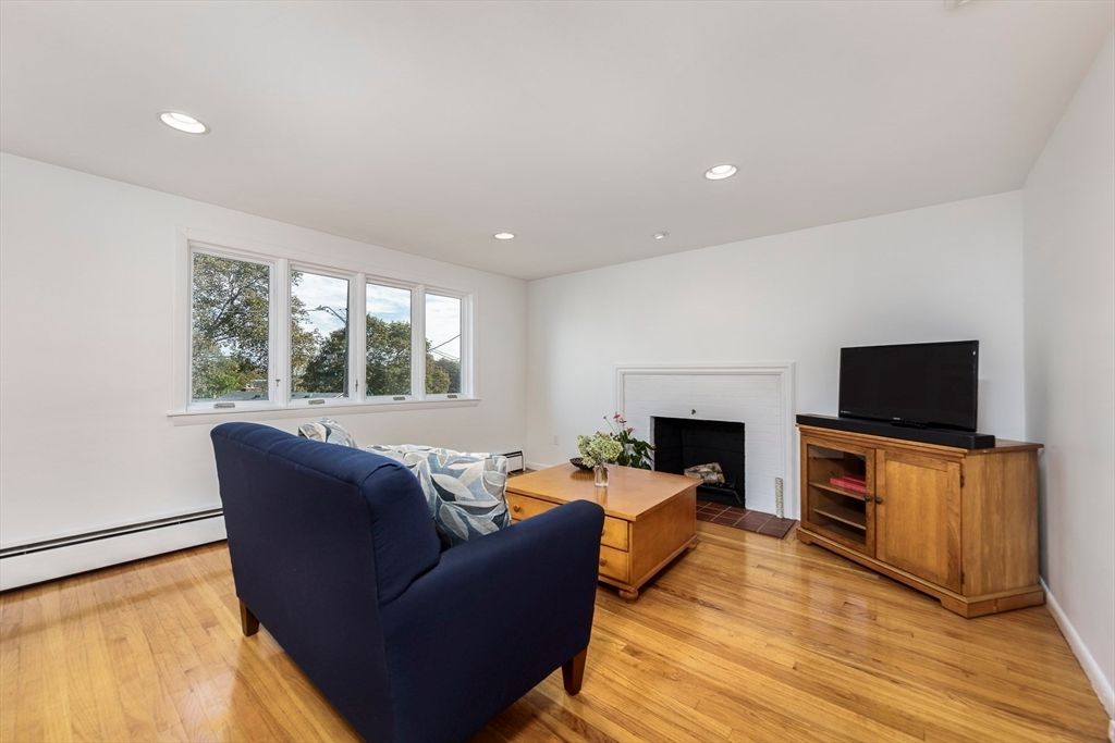 Fireplace, Interior, Living room, Recessed Lighting, Wood Texture Flooring