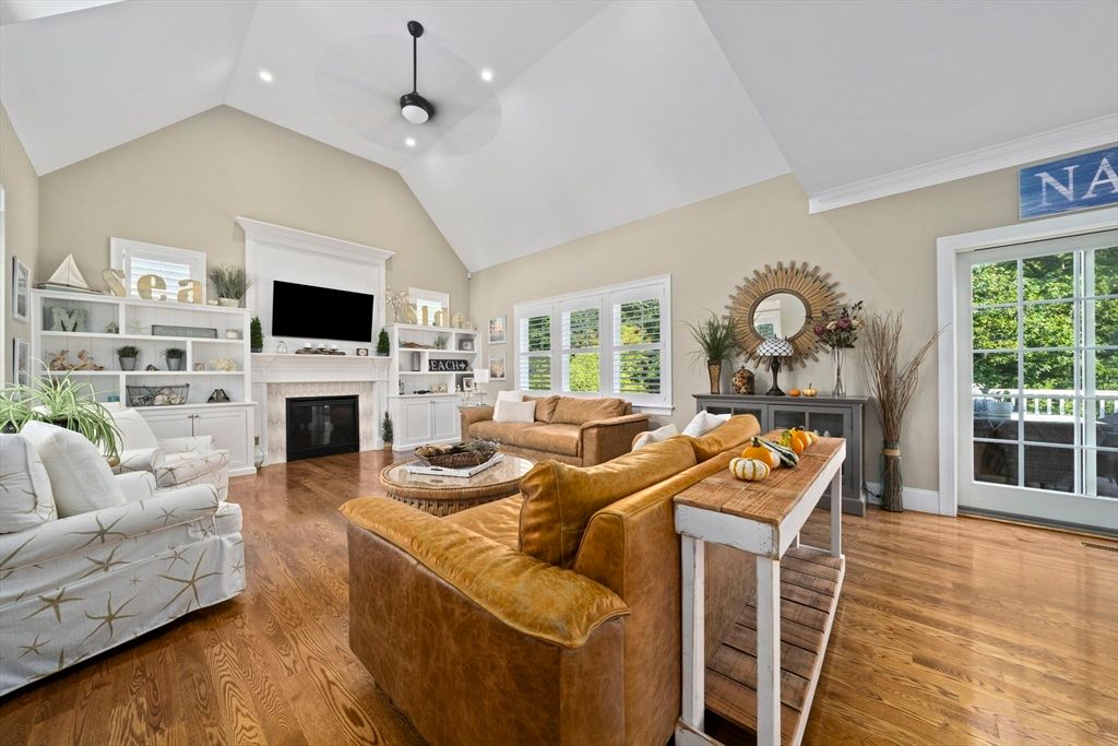 Fireplace, Interior, Living room, Recessed Lighting, Wood Texture Flooring