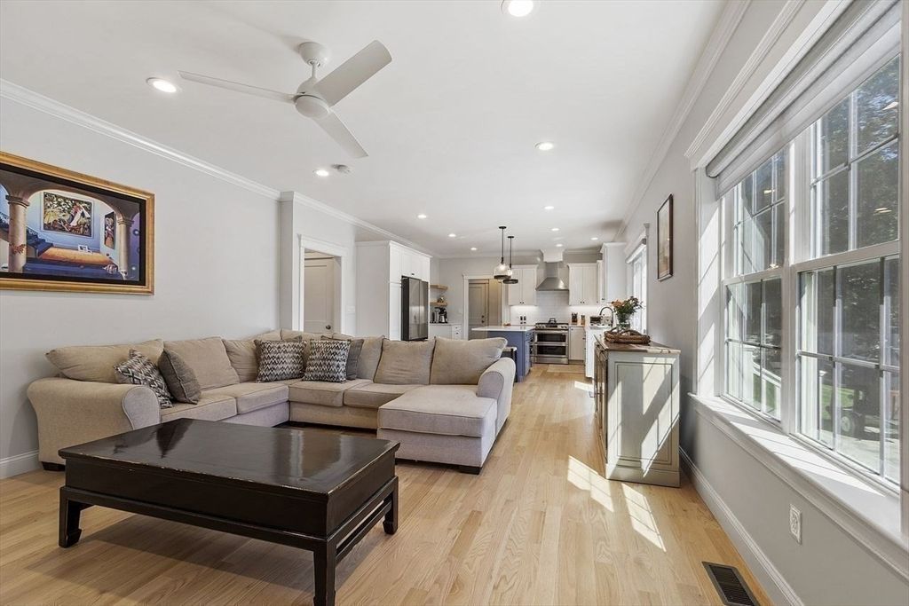 Interior, Kitchen, Living room, Pendant Lights, Recessed Lighting, Stainless Steel Appliances, Wood Texture Flooring