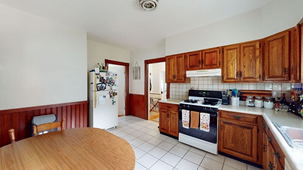 Interior, Kitchen, Tile Countertops