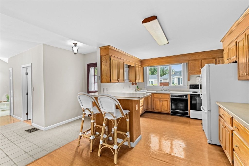 Interior, Kitchen, Wood Texture Flooring