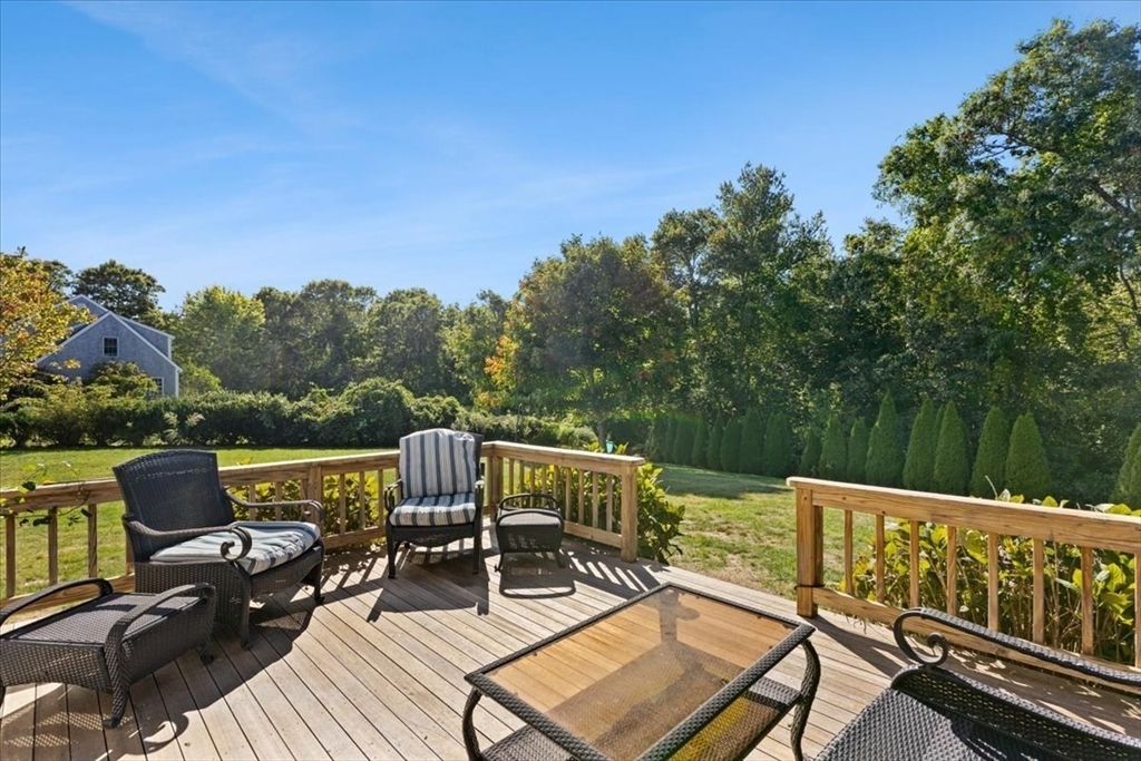 Exterior, Wood Texture Flooring