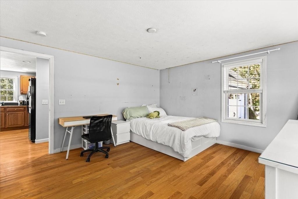 Bedroom, Home Office, Interior, Wood Texture Flooring