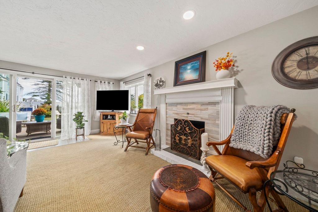 Fireplace, Home Office, Interior, Recessed Lighting