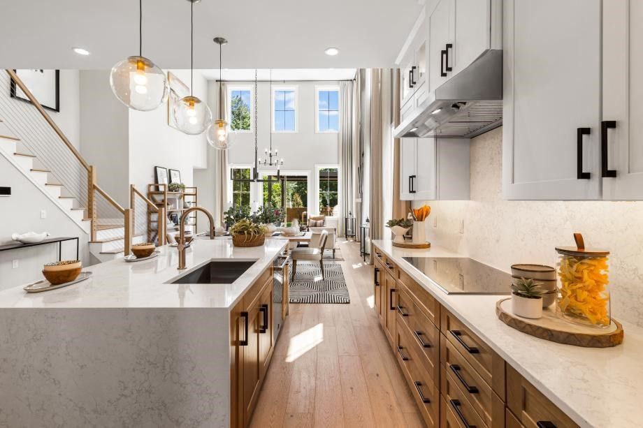 Dining room, Interior, Kitchen, Pendant Lights, Recessed Lighting, Wood Texture Flooring