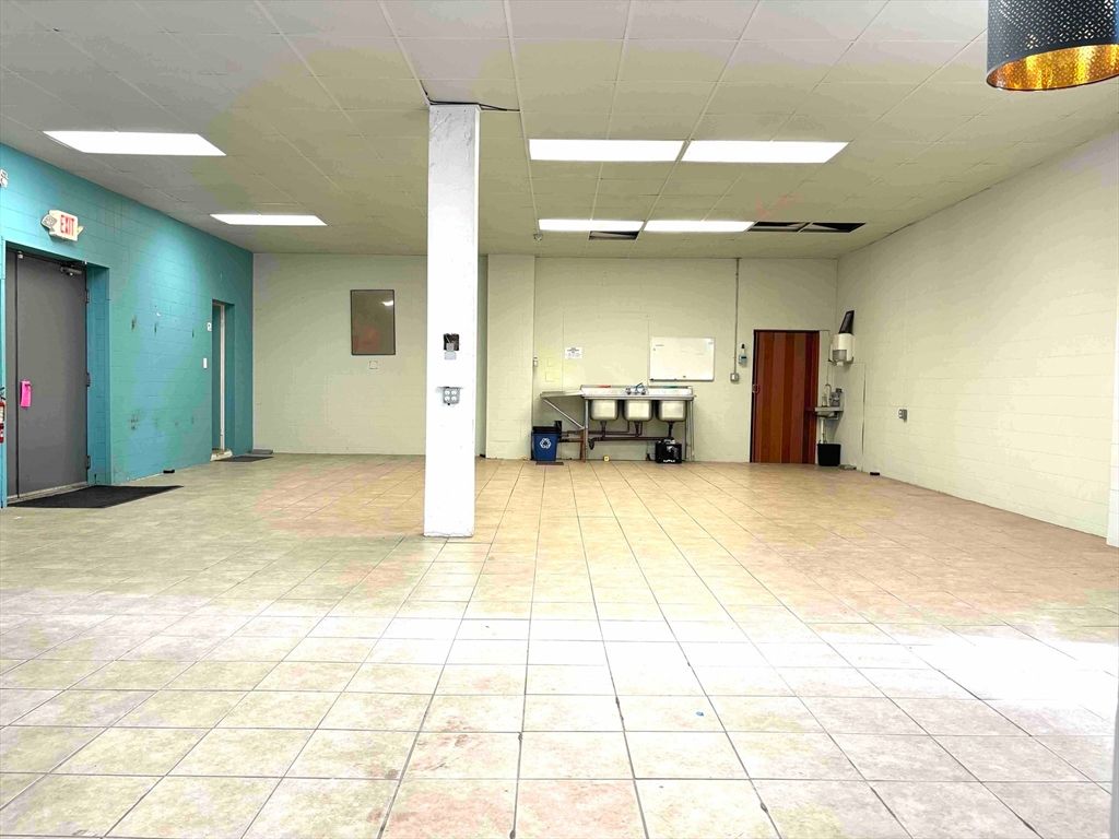 Elevator, Interior, Recessed Lighting