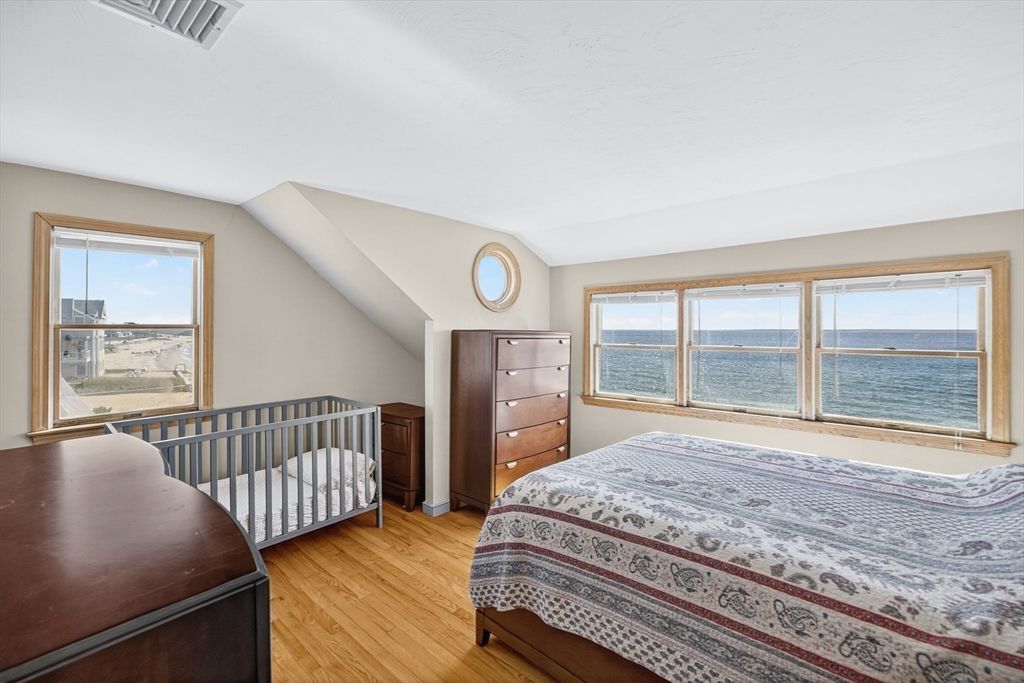 Bedroom, Interior, Water, Wood Texture Flooring