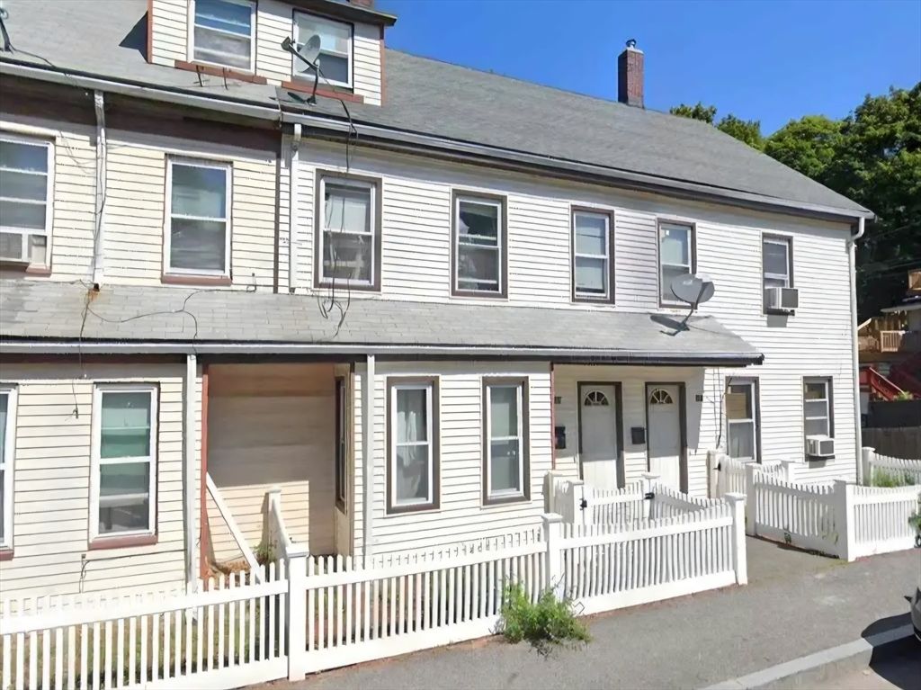 Exterior, Facade, Georgian