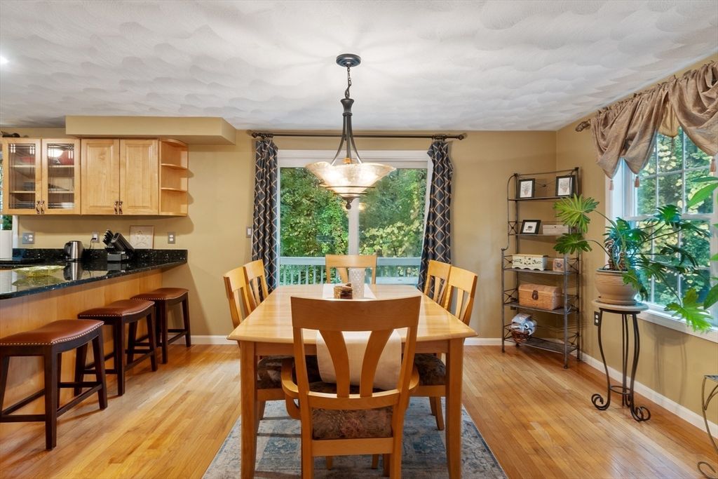 Dining room, Interior, Pendant Lights, Recessed Lighting, Wood Texture Flooring