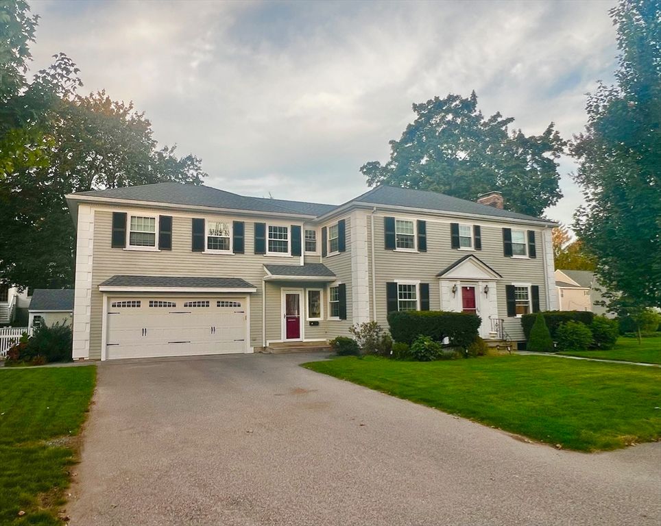 Attached, Exterior, Facade, Georgian