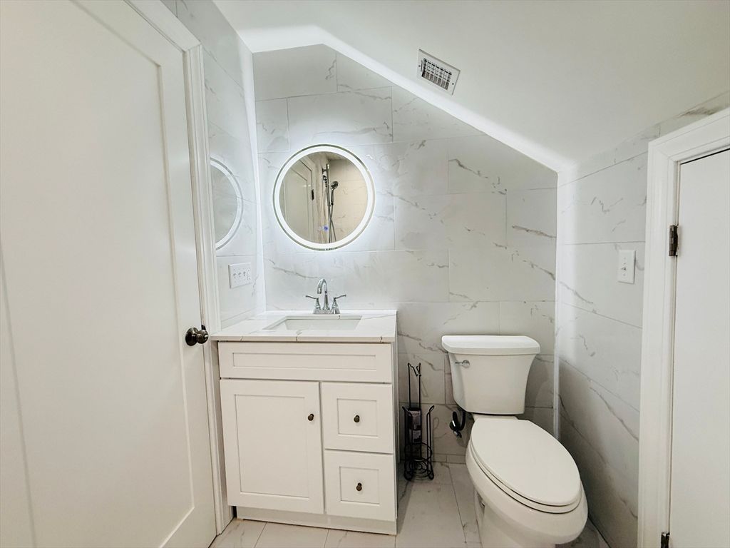 Bathroom, Interior, Marble Walls