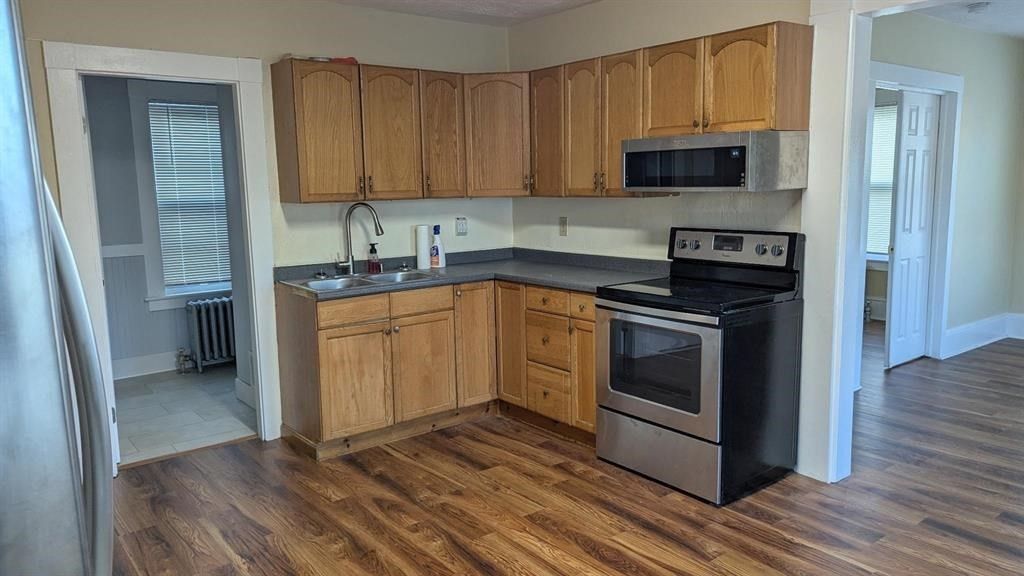 Interior, Kitchen, Wood Texture Flooring