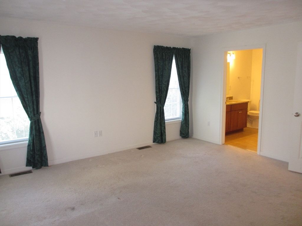 Bathroom, Empty room, Interior