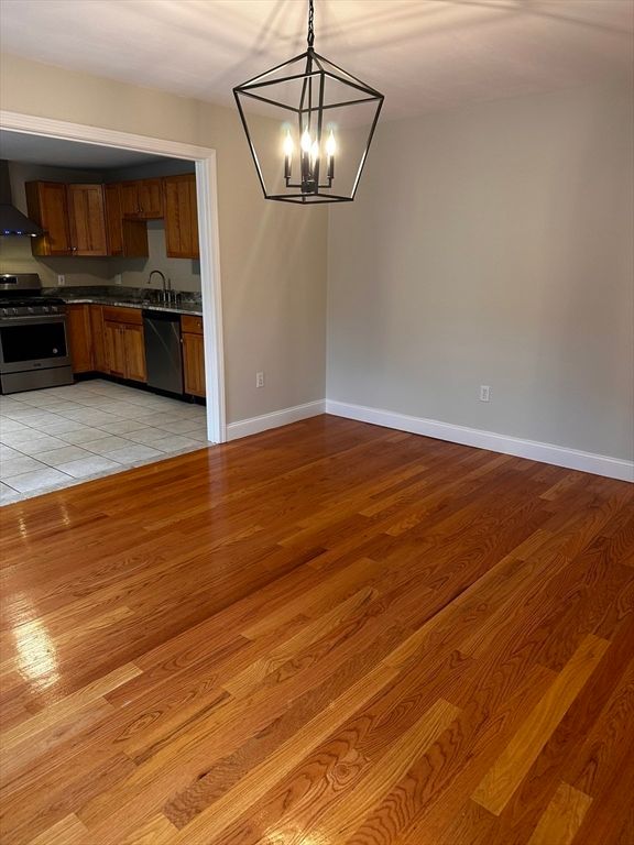 Interior, Kitchen, Pendant Lights, Wood Texture Flooring