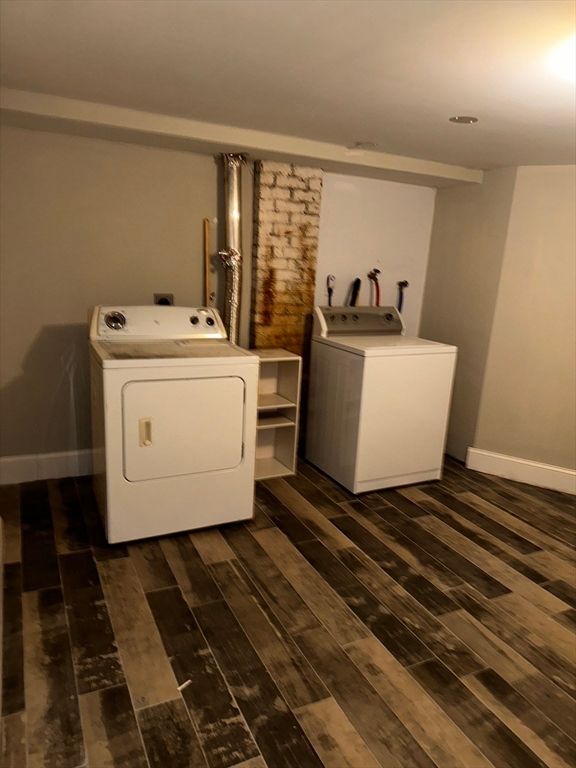 Interior, Washer, Wood Texture Flooring