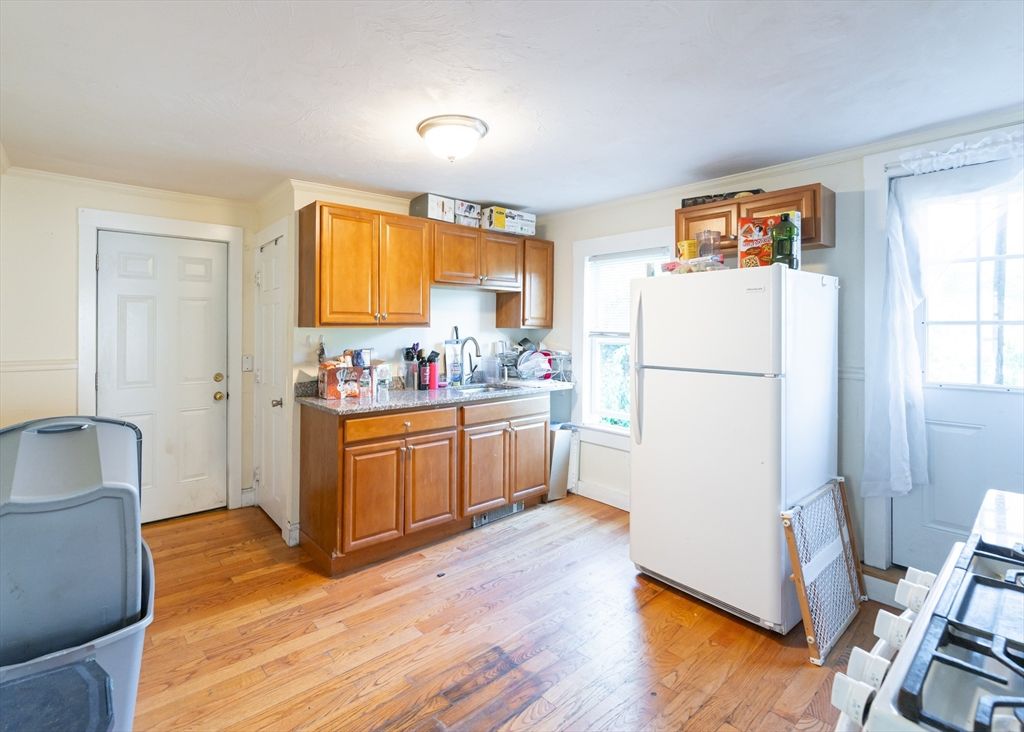 Interior, Kitchen, Wood Texture Flooring