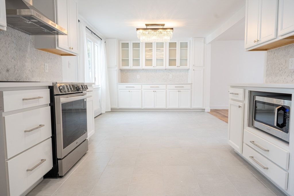 Chandelier, Interior, Kitchen, Stainless Steel Appliances