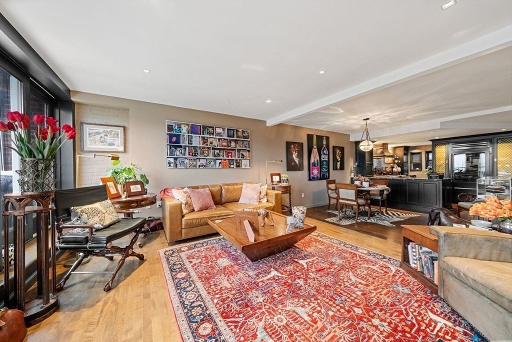 Dining room, Interior, Living room, Pendant Lights, Recessed Lighting, Wood Texture Flooring