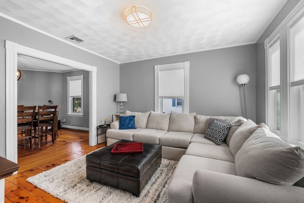 Dining room, Interior, Living room, Wood Texture Flooring