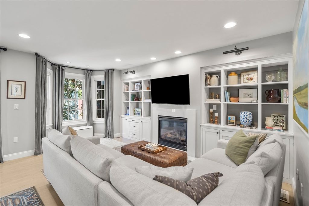 Fireplace, Interior, Living room, Recessed Lighting, Wood Texture Flooring