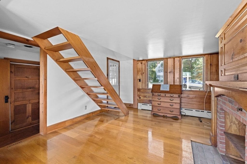 Fireplace, Interior, Wood Texture Flooring