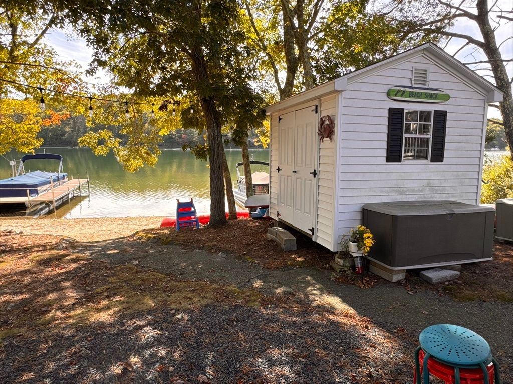 Exterior, Water
