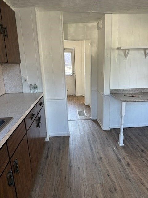 Interior, Kitchen, Wood Texture Flooring