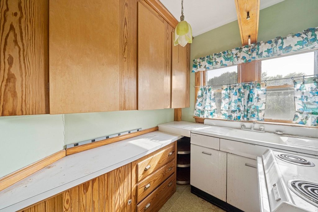 Interior, Kitchen, Pendant Lights, Washer