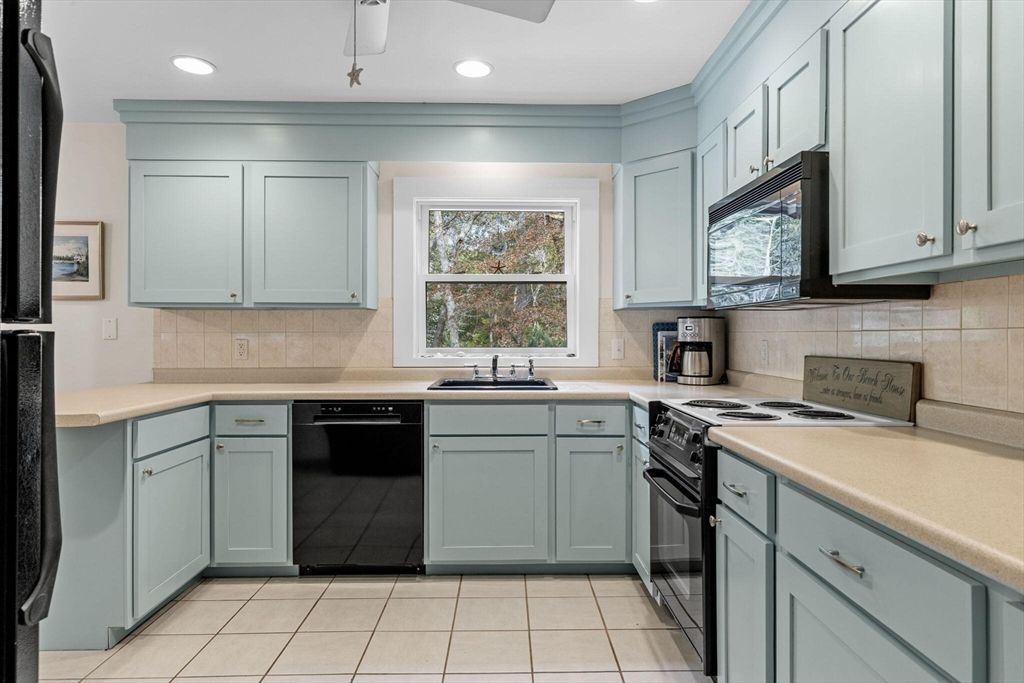 Interior, Kitchen, Recessed Lighting
