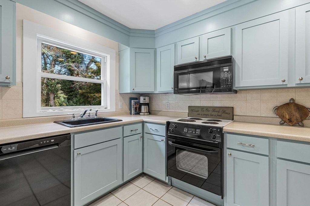 Interior, Kitchen