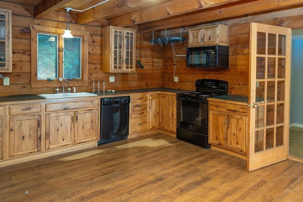 Interior, Kitchen, Pendant Lights, Wooden Beams, Wooden Ceilings, Wood Texture Flooring, Wooden Walls