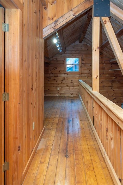 Empty room, Interior, Wooden Beams, Wooden Ceilings, Wood Texture Flooring, Wooden Walls
