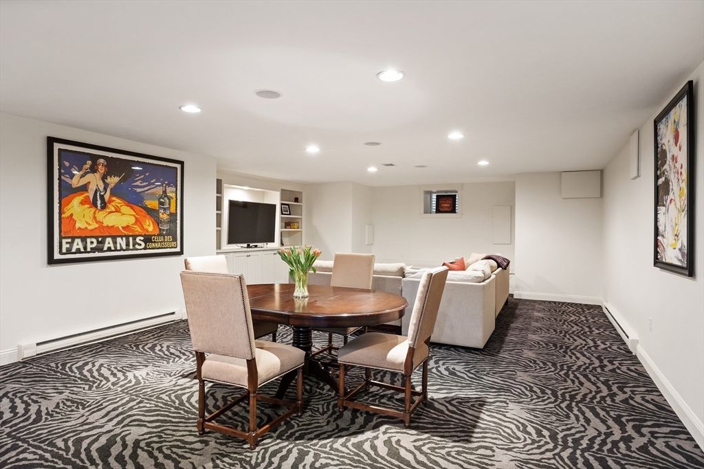 Dining room, Interior, Living room, Recessed Lighting