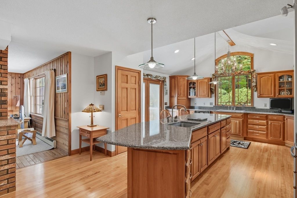Interior, Kitchen, Pendant Lights, Recessed Lighting, Wood Texture Flooring