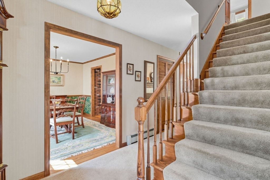 Chandelier, Dining room, Interior, Pendant Lights, Wood Texture Flooring