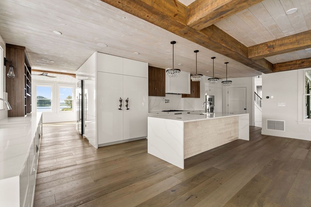 Interior, Kitchen, Pendant Lights, Recessed Lighting, Wooden Beams, Wooden Ceilings, Wood Texture Flooring